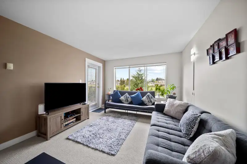 219 32725 GEORGE FERGUSON WAY - photo 4 of 30