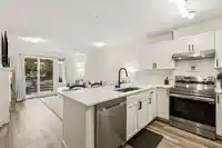 102 365 E 1ST STREET - thumbnail 11