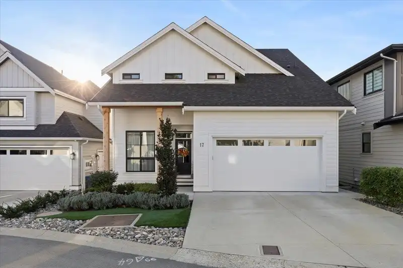 17 4217 OLD CLAYBURN ROAD - photo 4 of 40