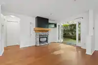 993 LYNN VALLEY ROAD - thumbnail 2