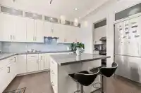 7547 SELKIRK STREET - thumbnail 9