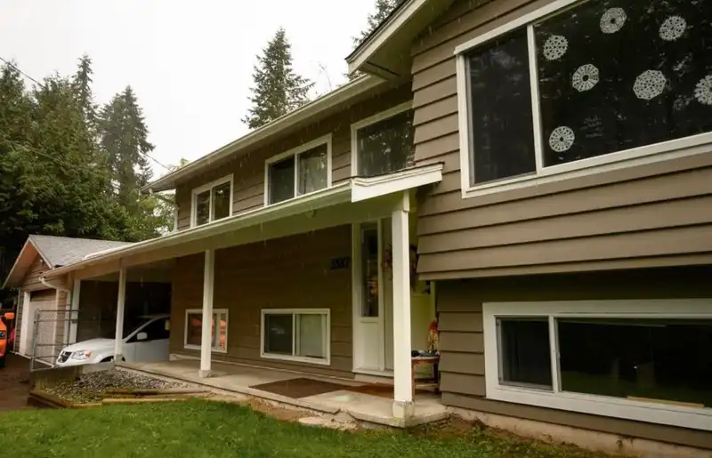 3587 200 STREET - photo 2 of 29