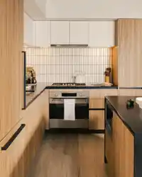 213 5060 JAMES STREET - thumbnail 3