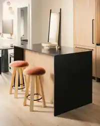 213 5060 JAMES STREET - thumbnail 5