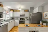 22 20543 96 AVENUE - thumbnail 1