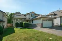 11039 238 STREET - thumbnail 1