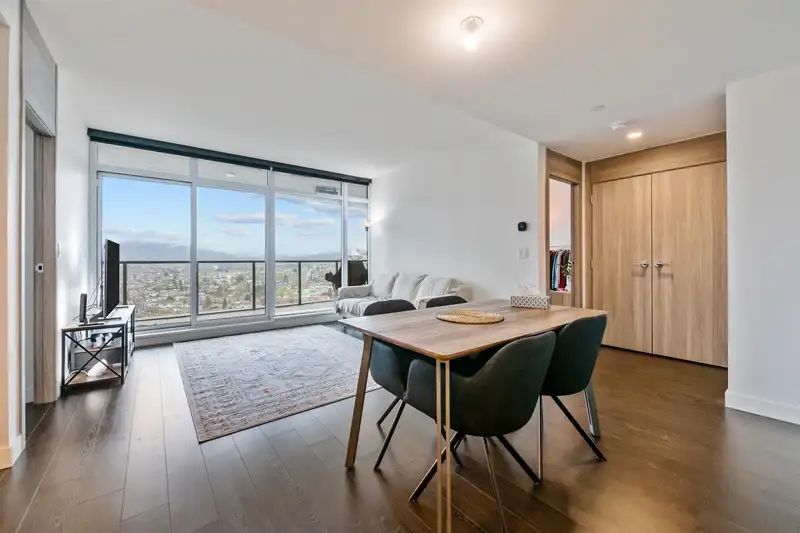 3803 4880 LOUGHEED HIGHWAY - photo 4 of 26