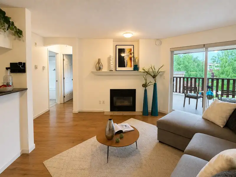 323 5600 ANDREWS ROAD - photo 3 of 19