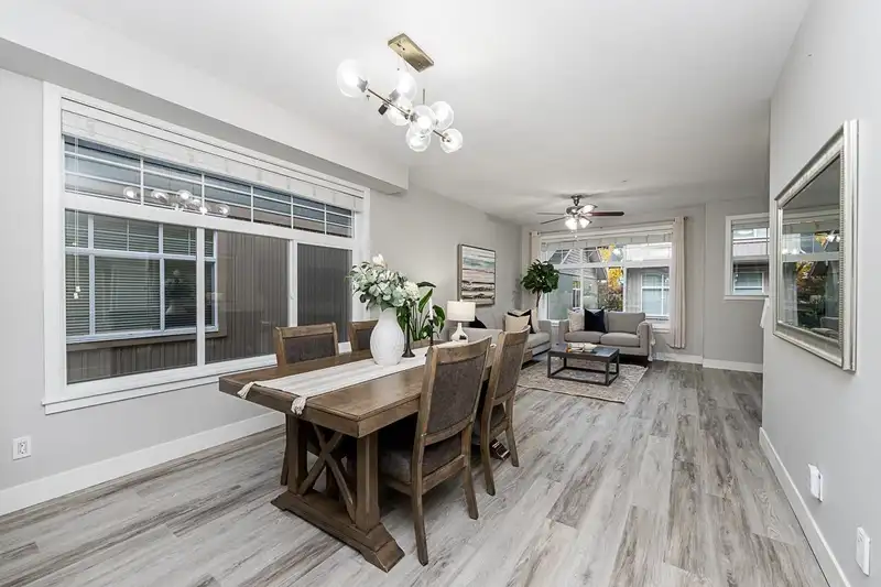 42 20966 77A AVENUE - photo 2 of 25