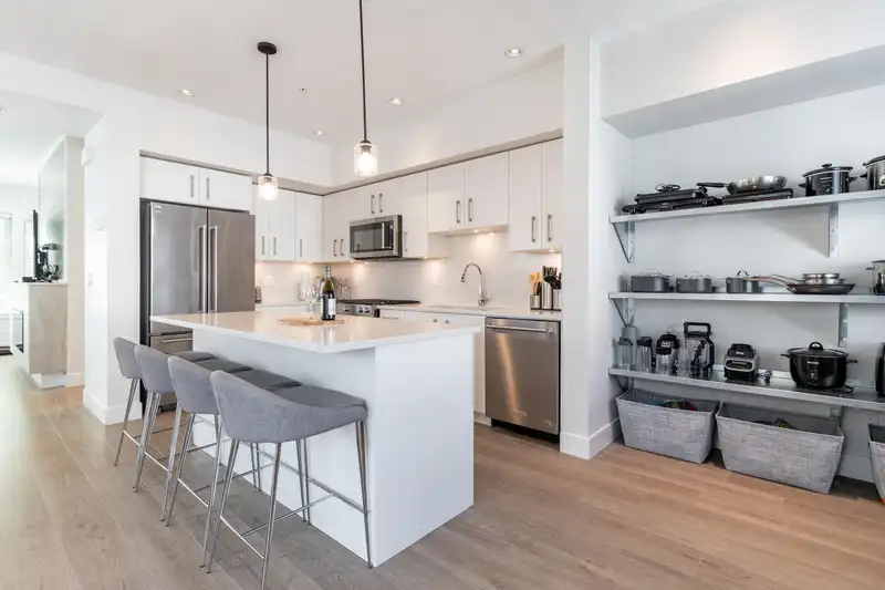 35 22128 48A AVENUE - photo 3 of 40