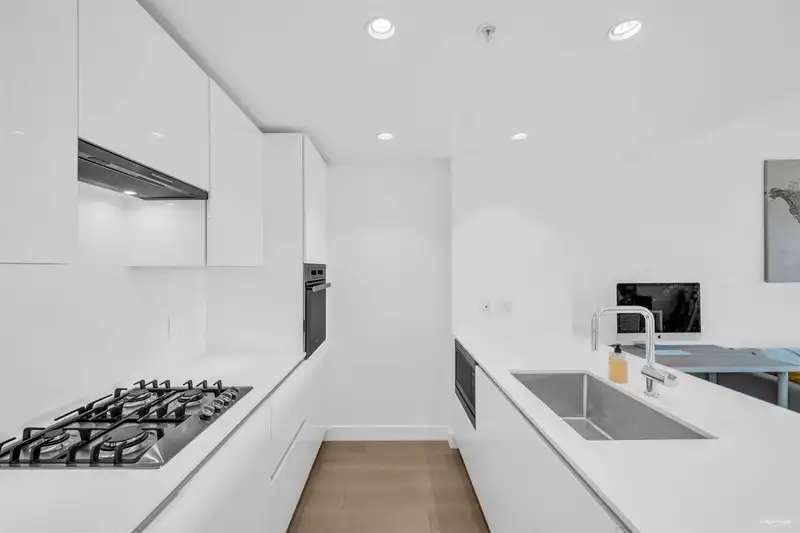 604 5766 GILBERT ROAD - photo 4 of 32