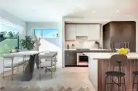 185 815 W 49TH AVENUE - thumbnail 4