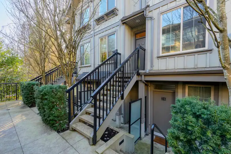 33 433 SEYMOUR RIVER PLACE - photo 1 of 29