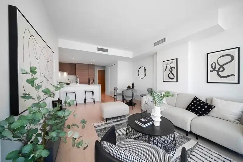 1106 6833 BUSWELL STREET - photo 2 of 35