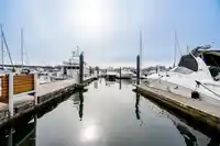 D7 1088 MARINASIDE CRESCENT - thumbnail 1