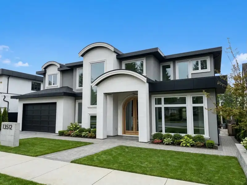 13512 14 AVENUE - photo 1 of 40