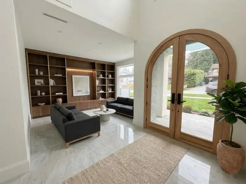 13512 14 AVENUE - photo 3 of 40