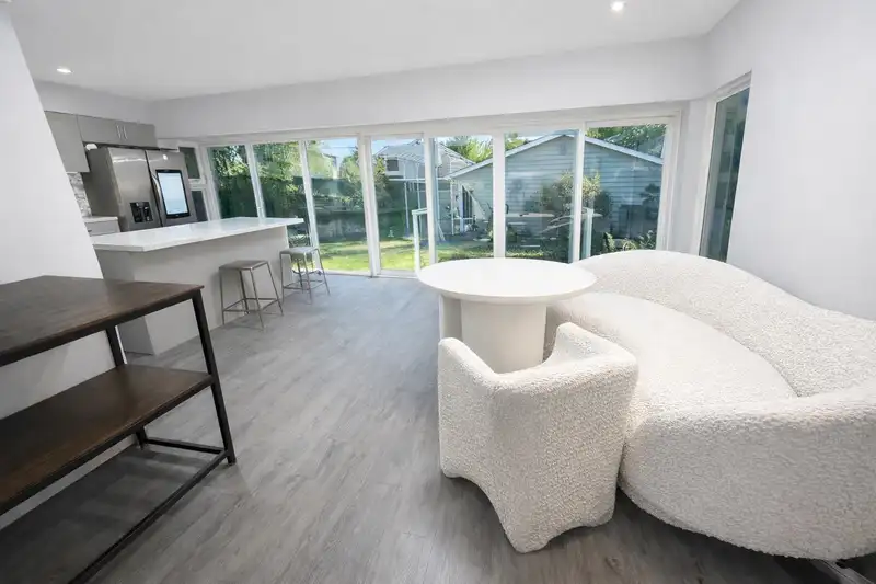 4450 GRANVILLE STREET - photo 2 of 17