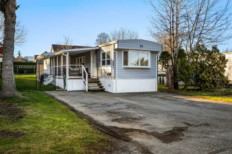 20 45640 WATSON ROAD - photo 3 of 38