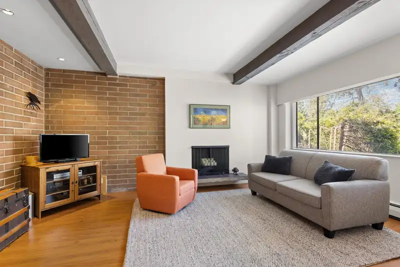 309 1535 NELSON STREET - photo 2 of 40