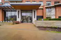1403 3100 WINDSOR GATE - thumbnail 18