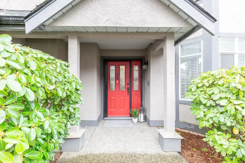 39 4740 221 STREET - photo 4 of 40