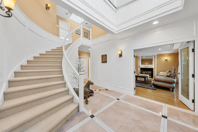 1426 W 48TH AVENUE - photo 2 of 27