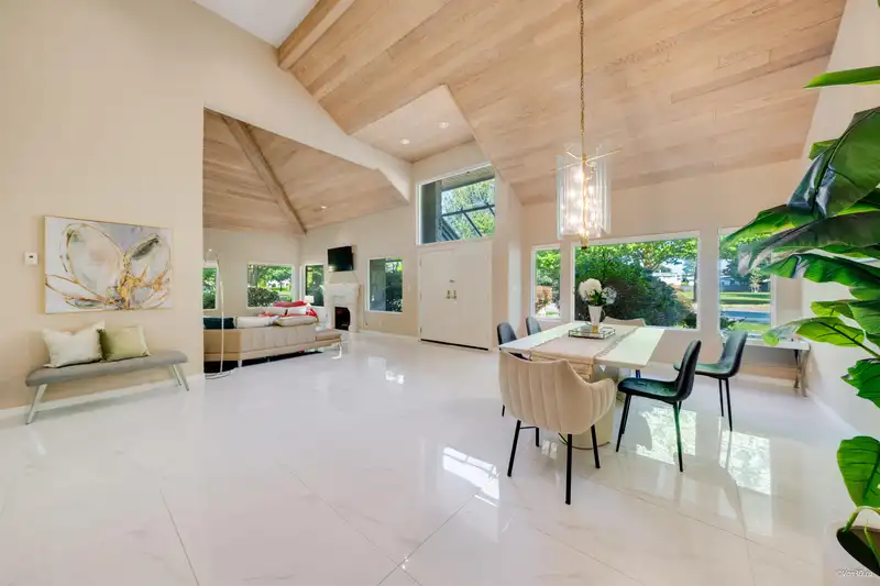 7215 FROBISHER DRIVE - photo 3 of 33