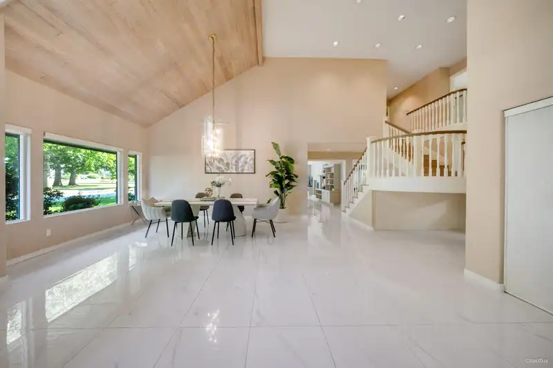 7215 FROBISHER DRIVE - photo 4 of 33