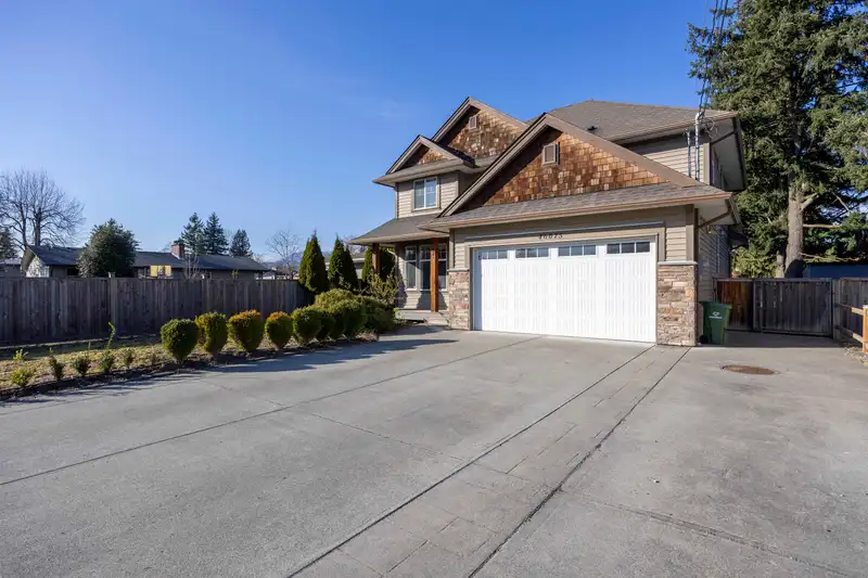 46075 STEVENSON ROAD - photo 1 of 40