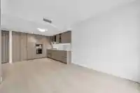 801 9887 WHALLEY BOULEVARD - thumbnail 8