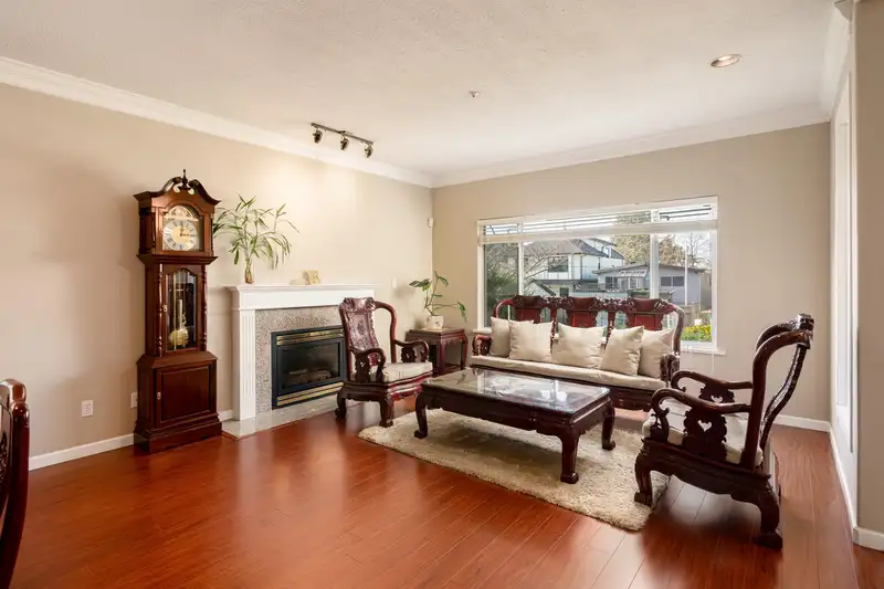 8162 HAIG STREET - photo 4 of 20
