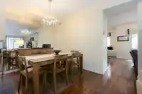 9 4811 BLAIR DRIVE - thumbnail 11
