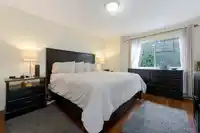 9 4811 BLAIR DRIVE - thumbnail 18
