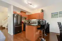 9 4811 BLAIR DRIVE - thumbnail 3