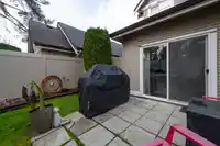 9 4811 BLAIR DRIVE - thumbnail 30