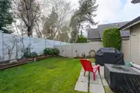 9 4811 BLAIR DRIVE - thumbnail 34