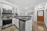 132 7388 MACPHERSON AVENUE - thumbnail 6