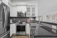 132 7388 MACPHERSON AVENUE - thumbnail 7