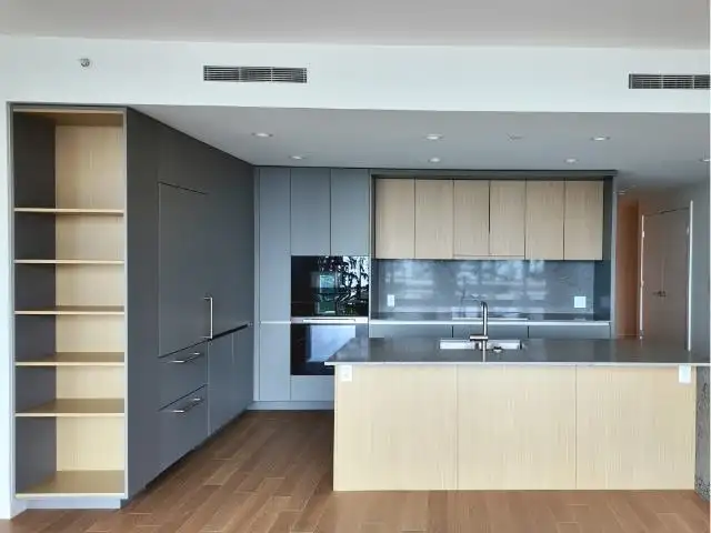 303 3963 UPLANDS WAY - photo 4 of 11