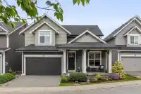 33 7891 211 STREET - thumbnail 1