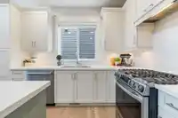 33 7891 211 STREET - thumbnail 20