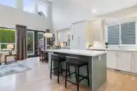 33 7891 211 STREET - thumbnail 7