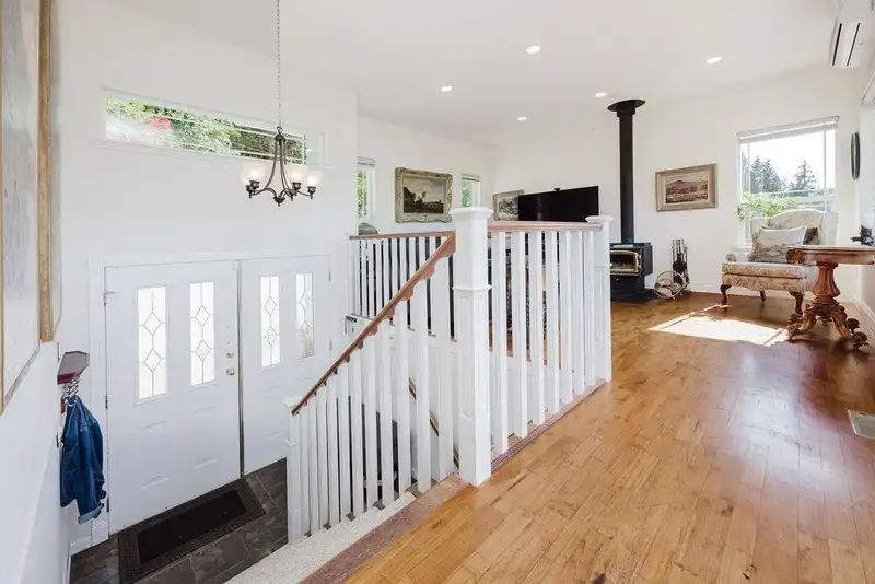 5872 DEERHORN DRIVE - photo 3 of 40
