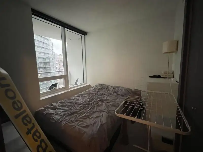 1817 68 SMITHE STREET - photo 4 of 10