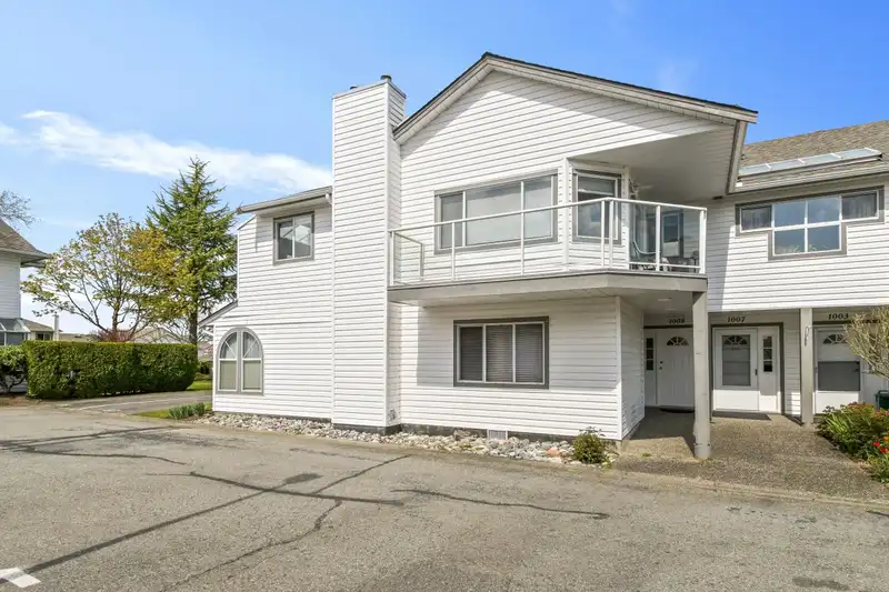 1008 21937 48 AVENUE - photo 2 of 39