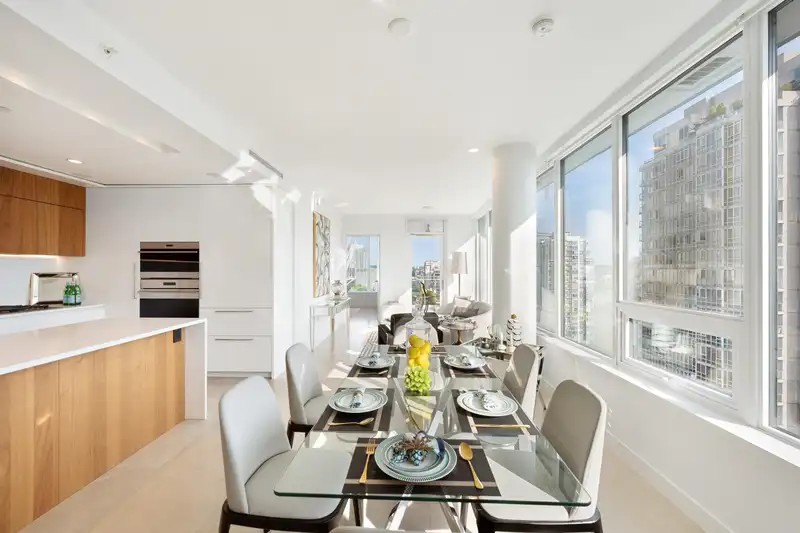 1604 885 CAMBIE STREET - photo 1 of 34