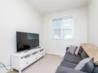 82 8217 204B STREET - thumbnail 13