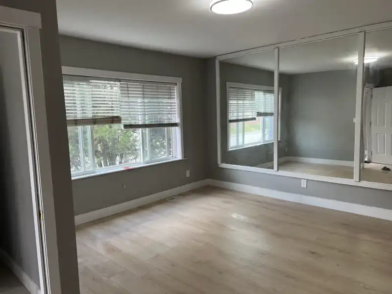 12369 OLD YALE ROAD - photo 3 of 11