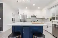 22131 SHARPE AVENUE - thumbnail 11